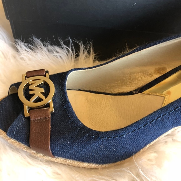 Michael Kors Wedge peep toe Sandals Denim Size 7.5 - Picture 3 of 6